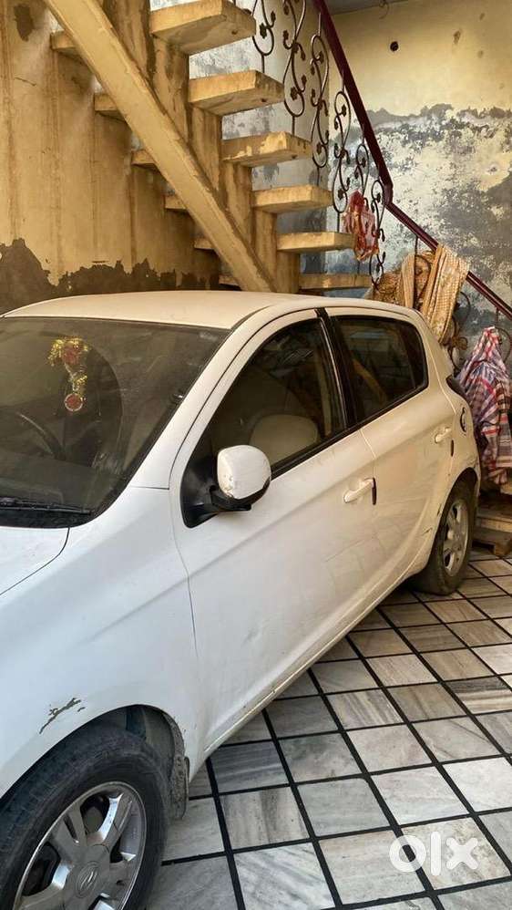 Hyundai Car Manual 2011