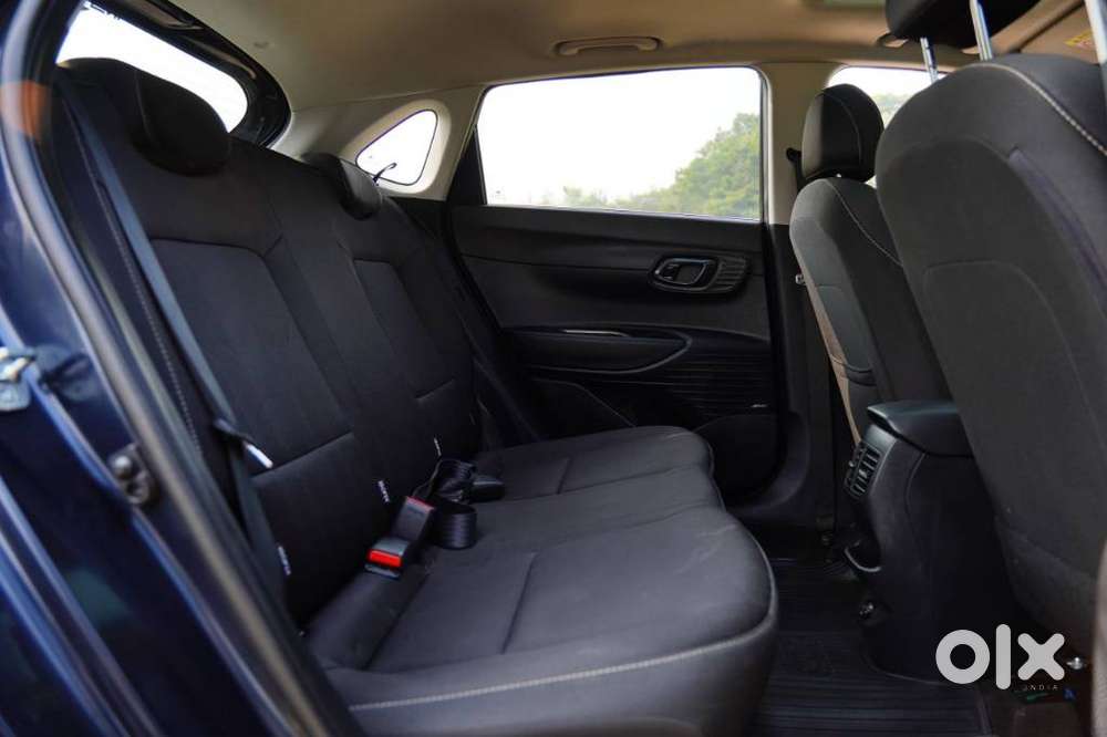 Hyundai I20 Petrol Asta, 2023, Petrol