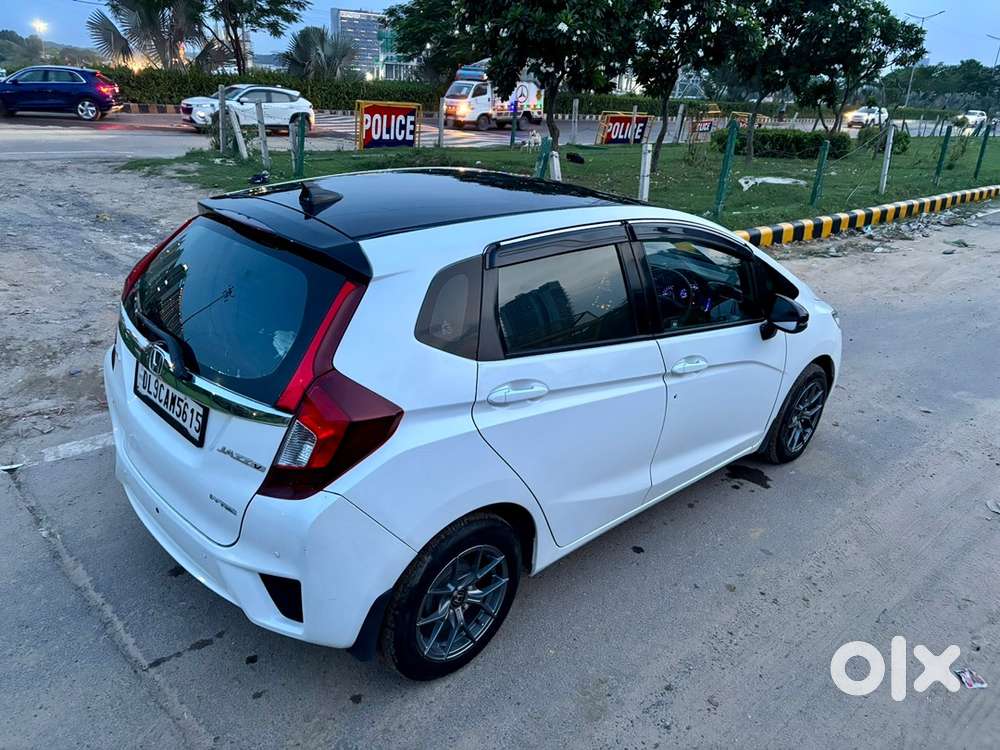 Honda Jazz Petrol 2017 Year