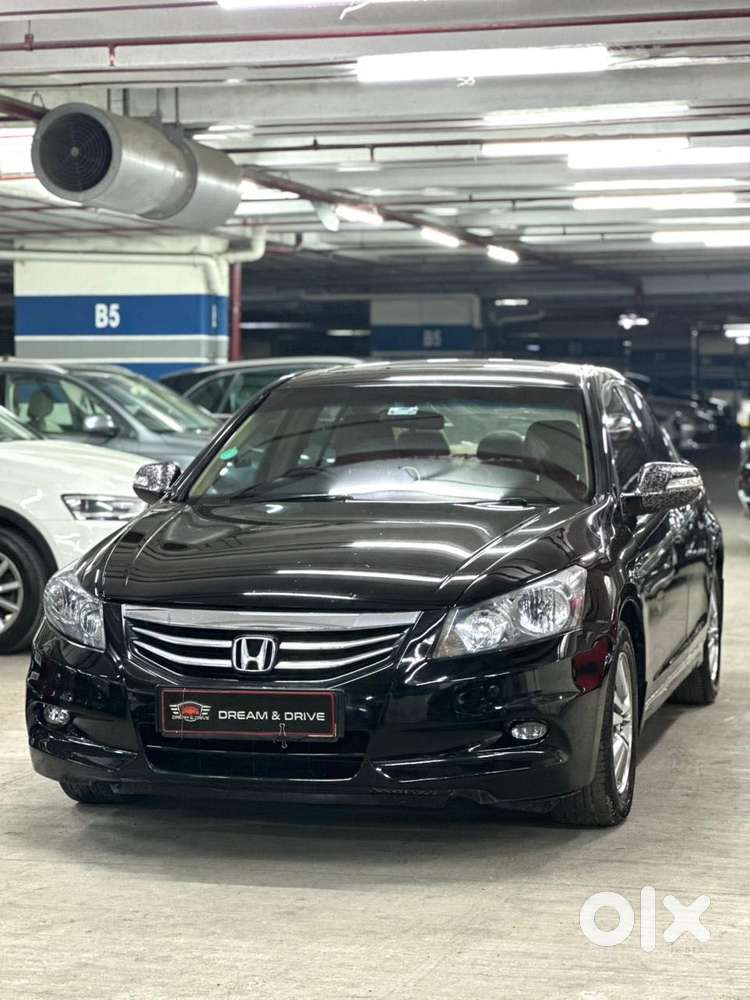 Honda Accord 2.4 Elegance Automatic, 2013, Petrol