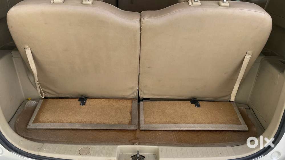 Maruti Suzuki Ertiga Vxi At, 2016, Petrol