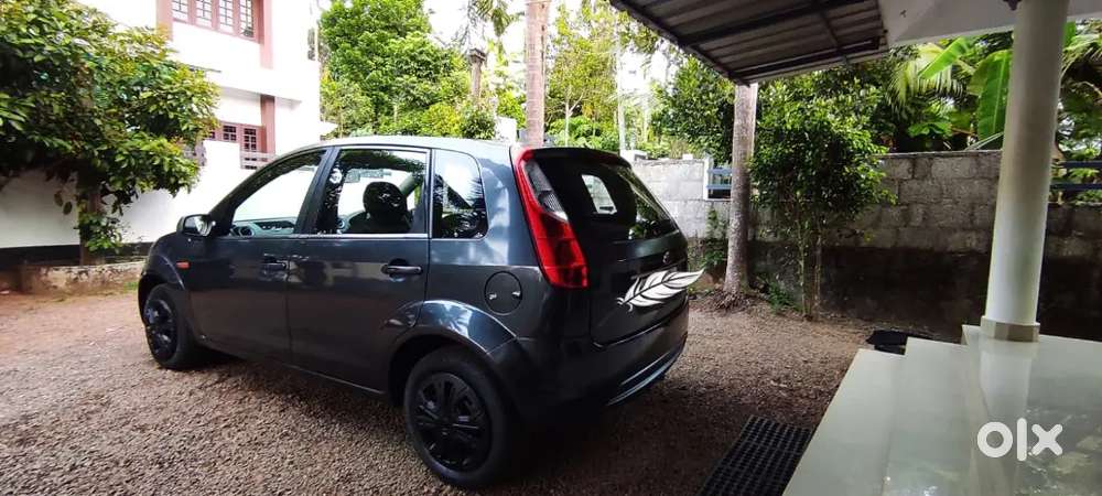 Ford Figo 2011 Diesel 142000 Km Driven