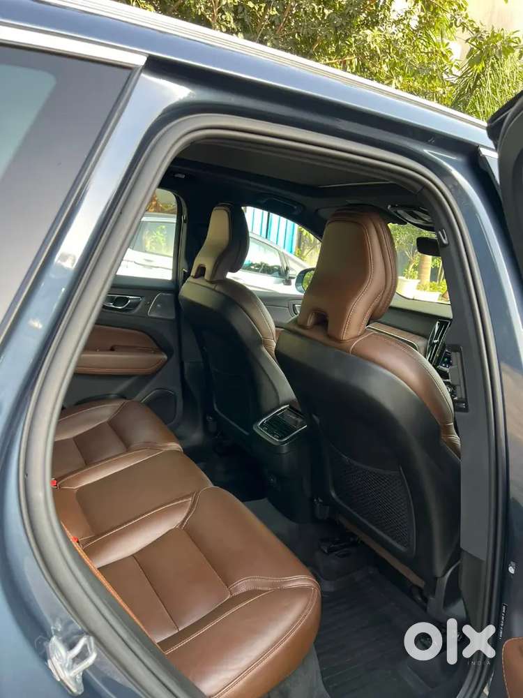 Volvo Xc60 2022 Petrol 14200 Km Driven