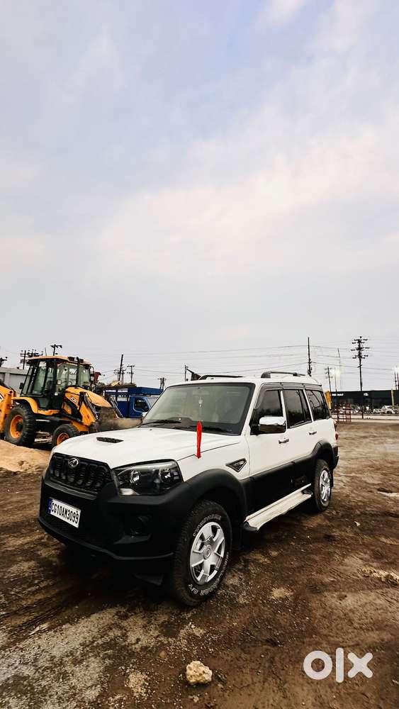 Mahindra Scorpio S3, 2018, Diesel