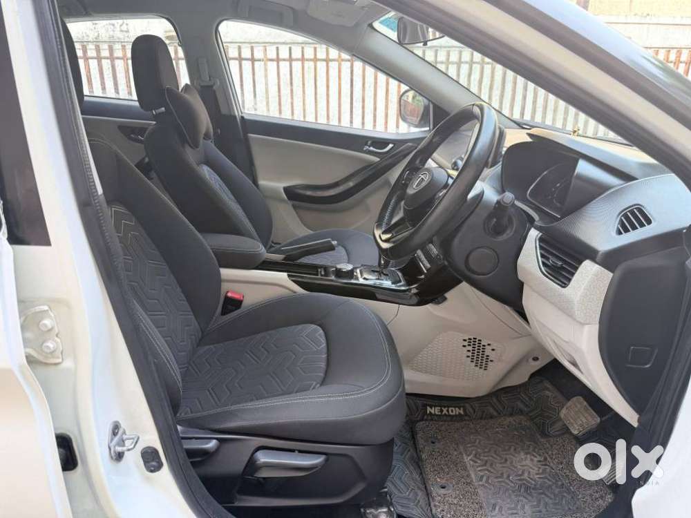 Tata Nexon Amt Xza Plus, 2023, Petrol