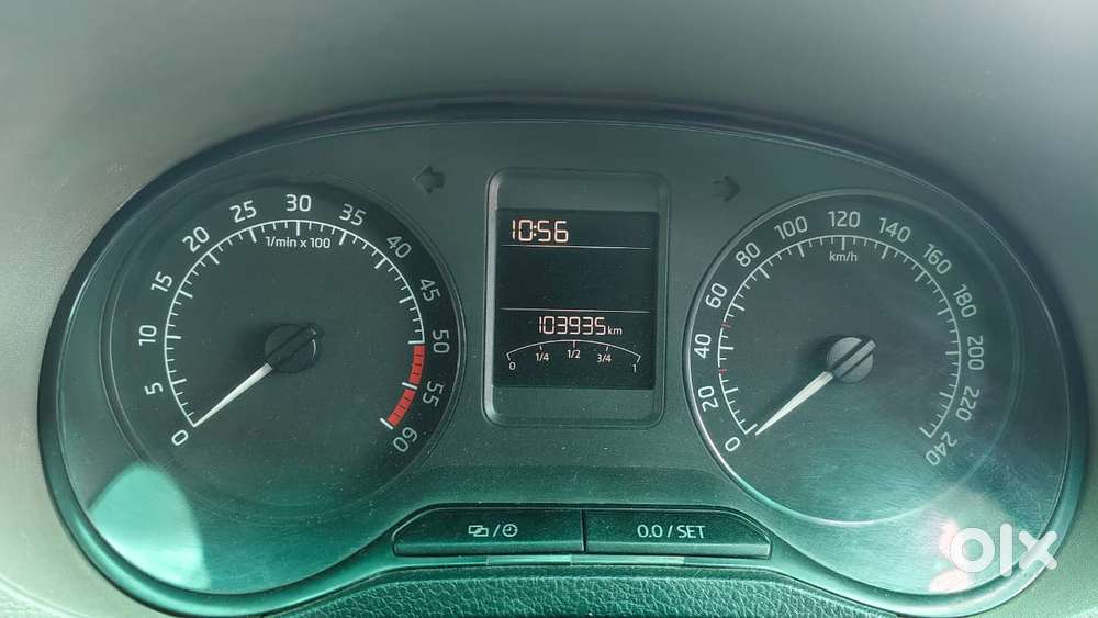 Skoda Rapid 1.5 Tdi At Elegance Black Package, 2015