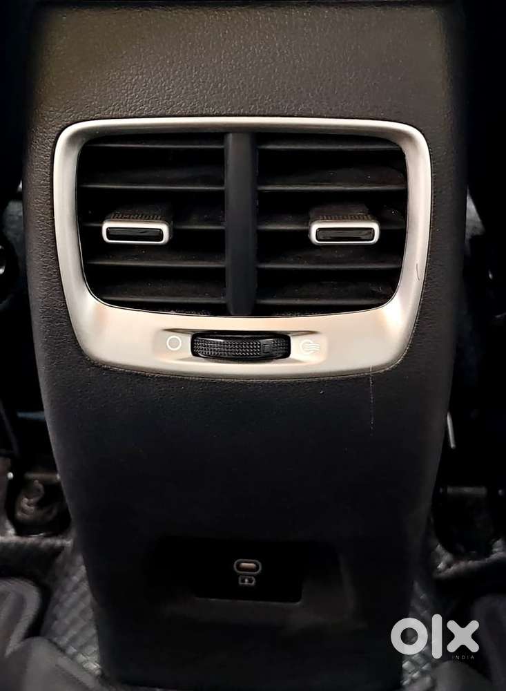 Hyundai Venue, 2025, Petrol