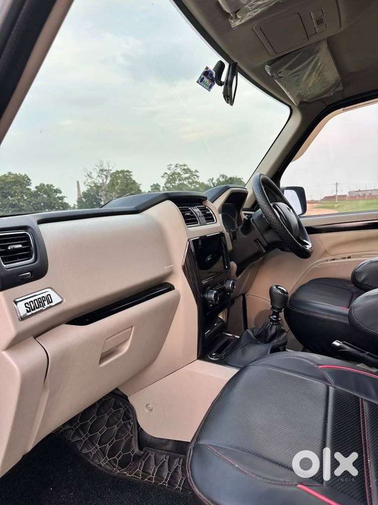 Mahindra Scorpio Classic 2.2 S 11 Mt 7 Str, 2024, Diesel