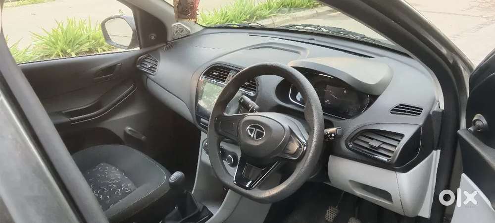 Tata Tiago 2024 Petrol Well Maintained