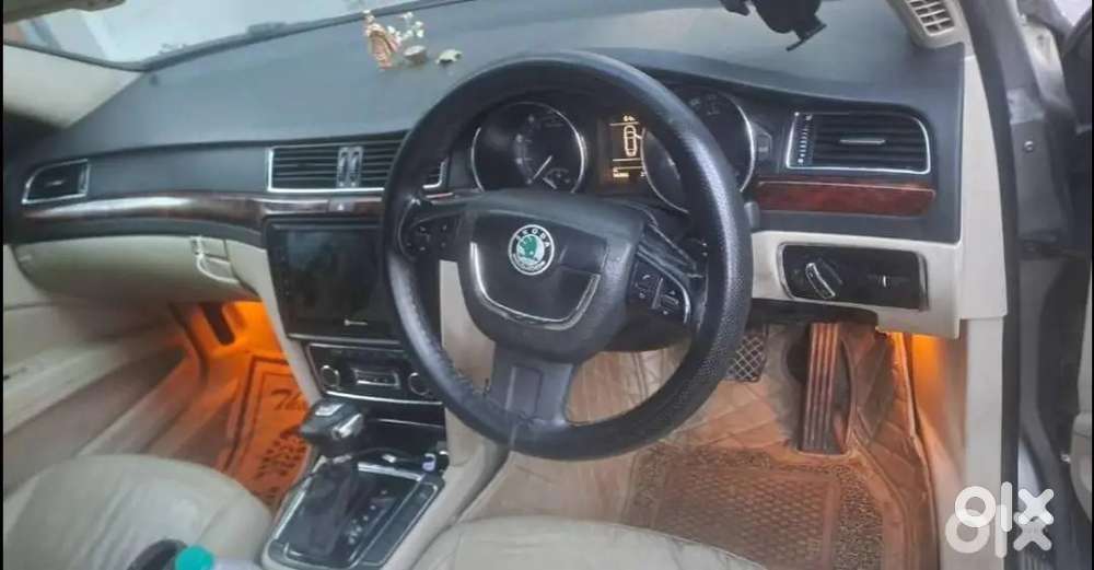 Skoda Superb 2010 Petrol