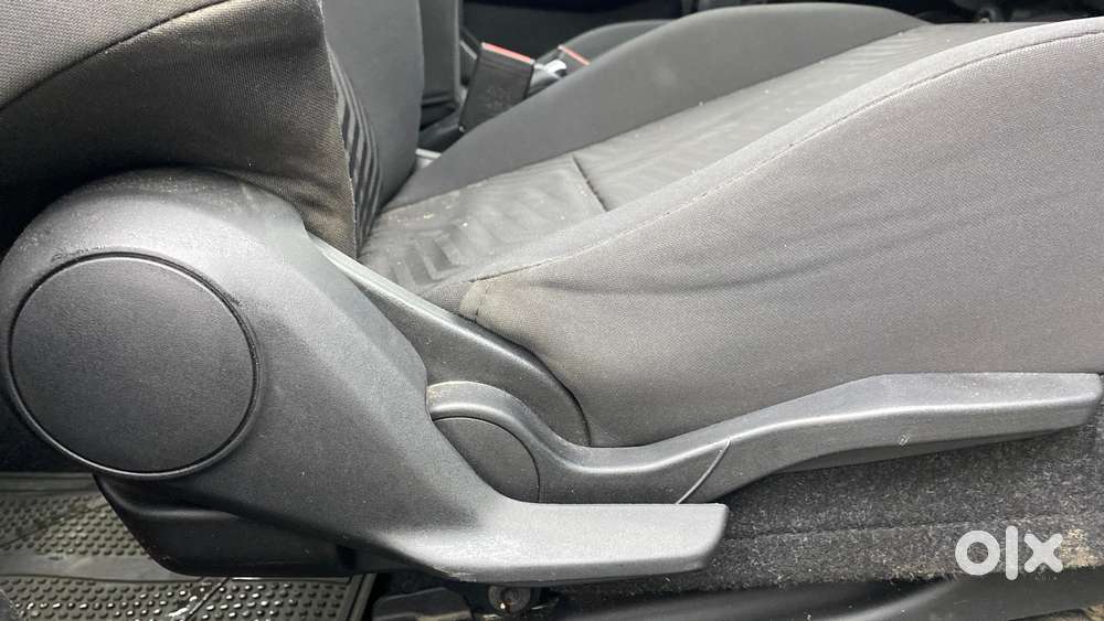 Maruti Suzuki Swift Amt Zxi, 2018, Petrol
