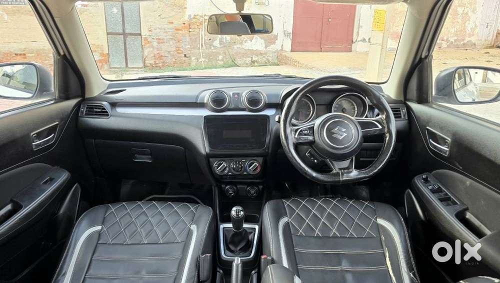 Maruti Suzuki Swift Vxi + Manual, 2023, Petrol