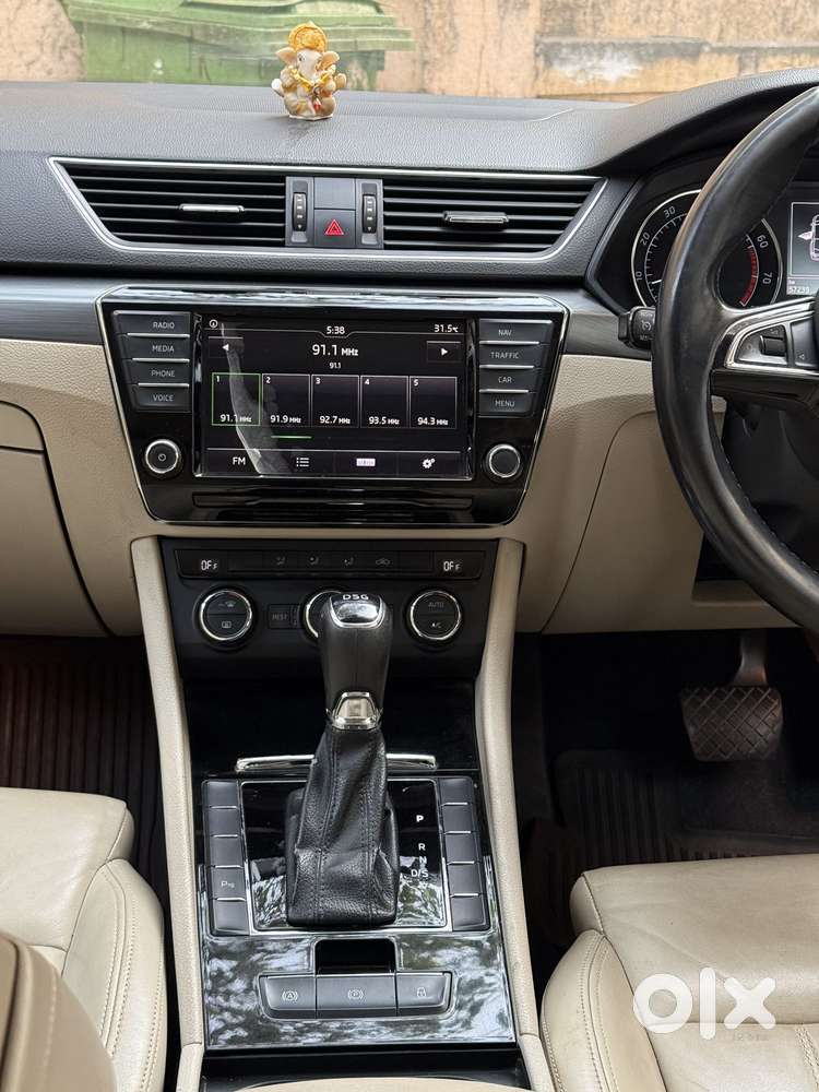 Skoda Superb Style 1.8 Tsi Mt, 2017, Petrol