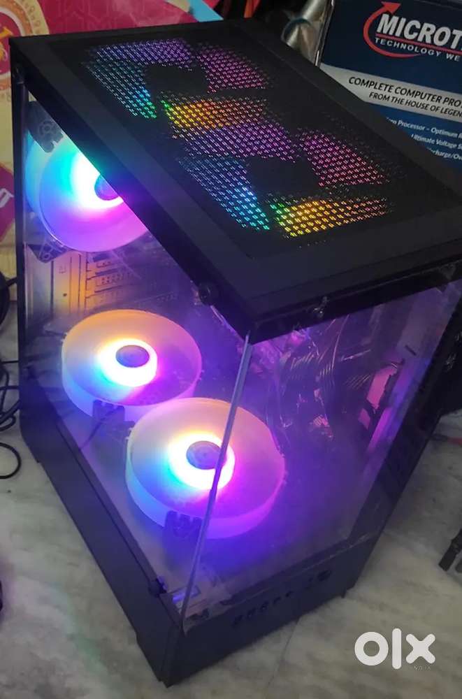 9th Gen i5 Multimedia CPU with 4GB Graphics