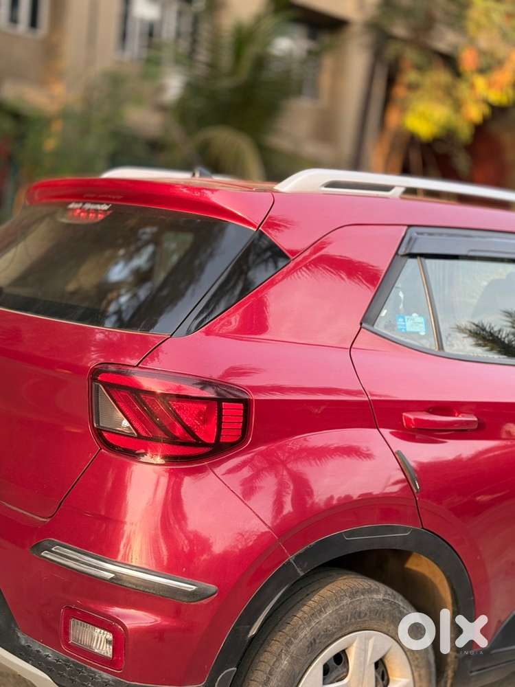 Hyundai Venue Petrol Manual 2020