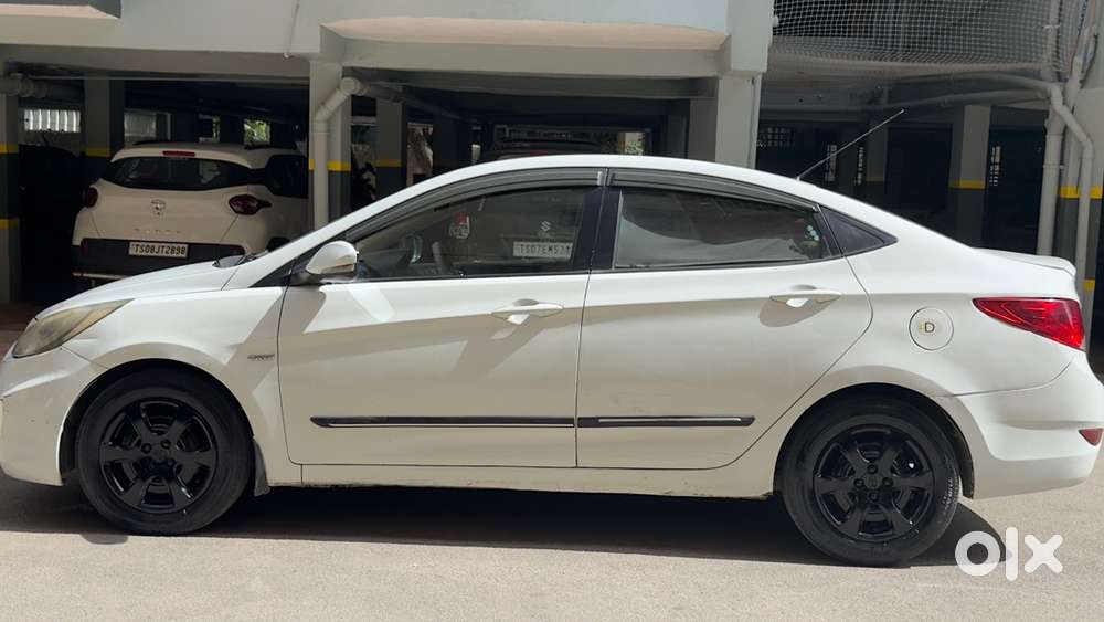 Hyundai Verna Diesel Manual 2011