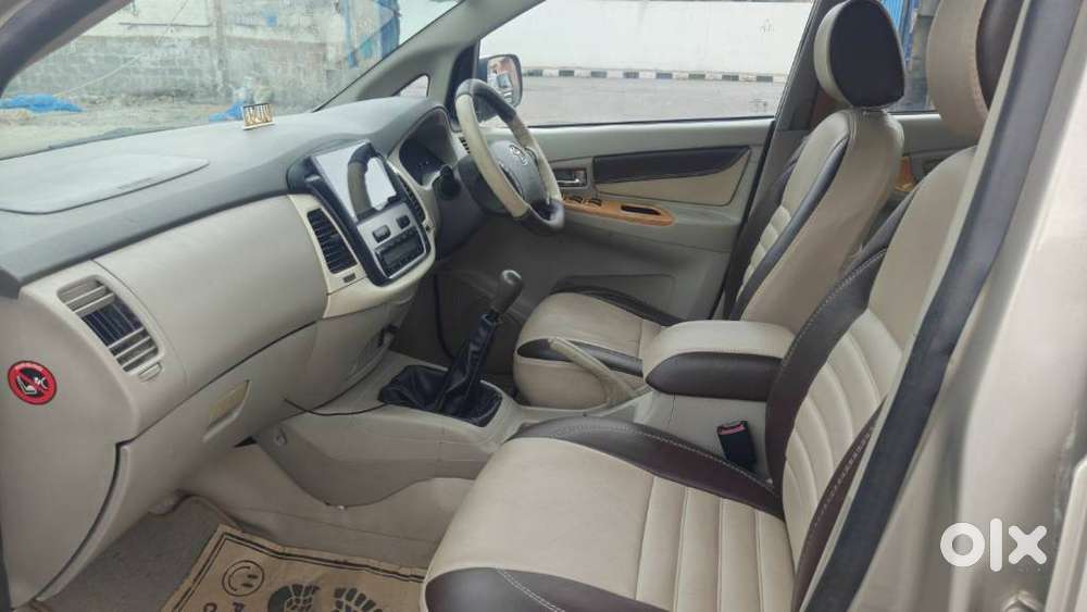 Toyota Innova 2.5 V 7 Str, 2009, Diesel