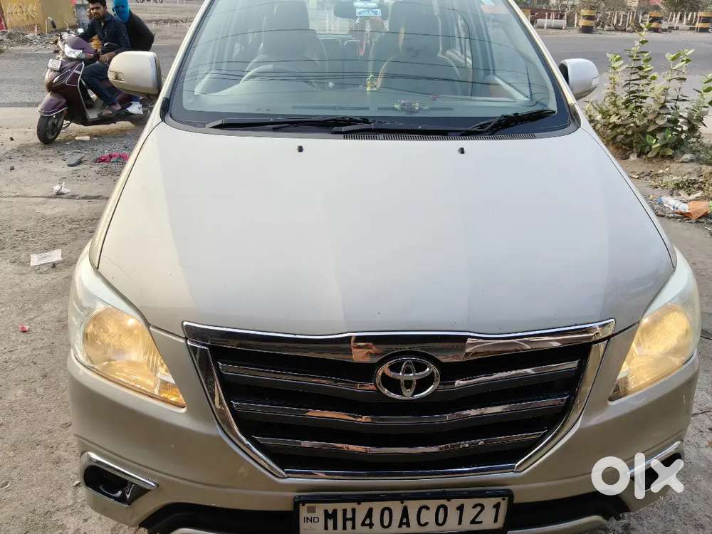 Toyota Innova Well Maintained 2013