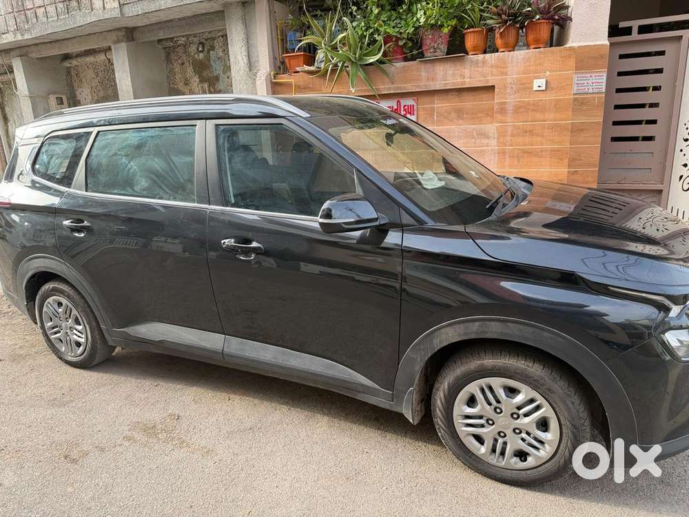 Kia Carens Petrol 2024