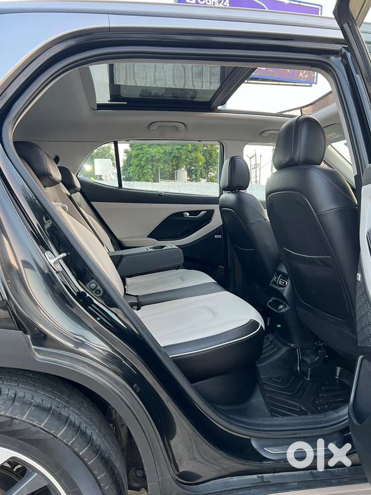 Hyundai Creta Sx (o) 1.5 Petrol Cvt, 2023, Petrol