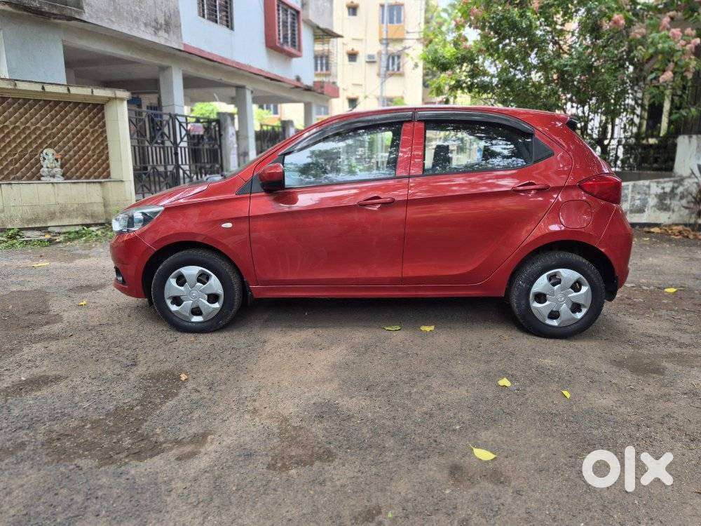 Tata Tiago 1.2 Revotron Xm, 2020, Petrol