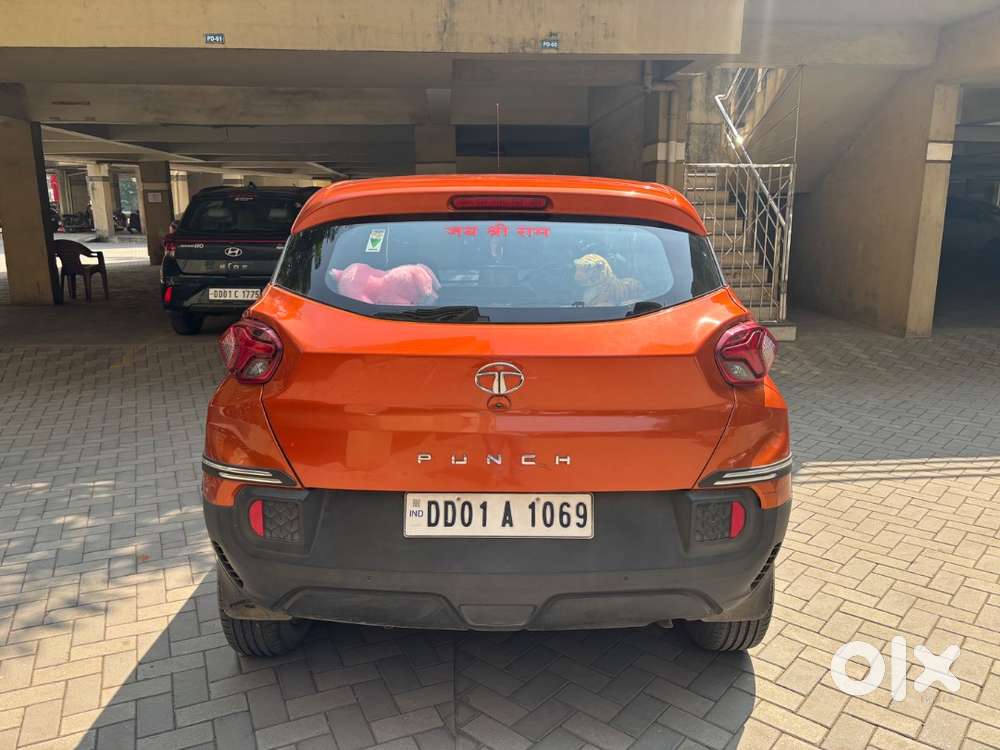 Tata Punch Accomplished 2021