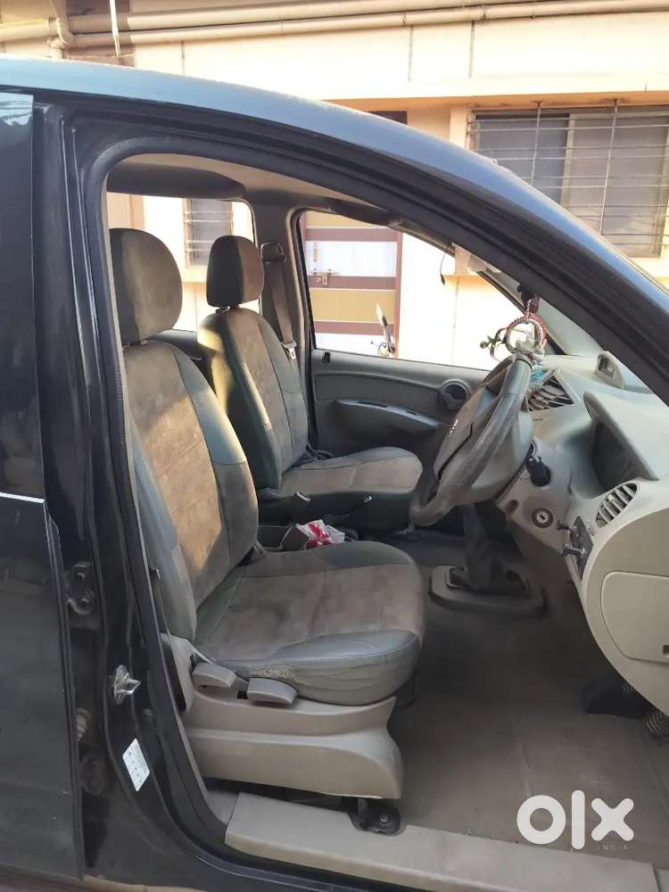Mahindra Xylo 2011