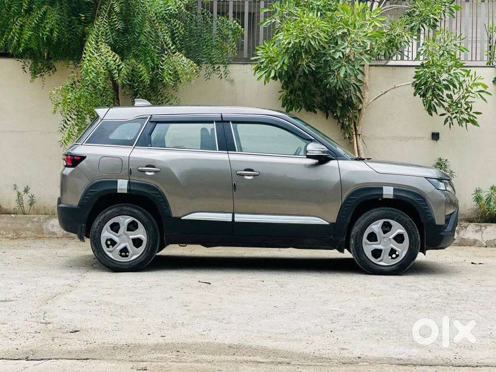 Maruti Suzuki Brezza 1.5 Vxi Smart Hybrid, 2022, Petrol