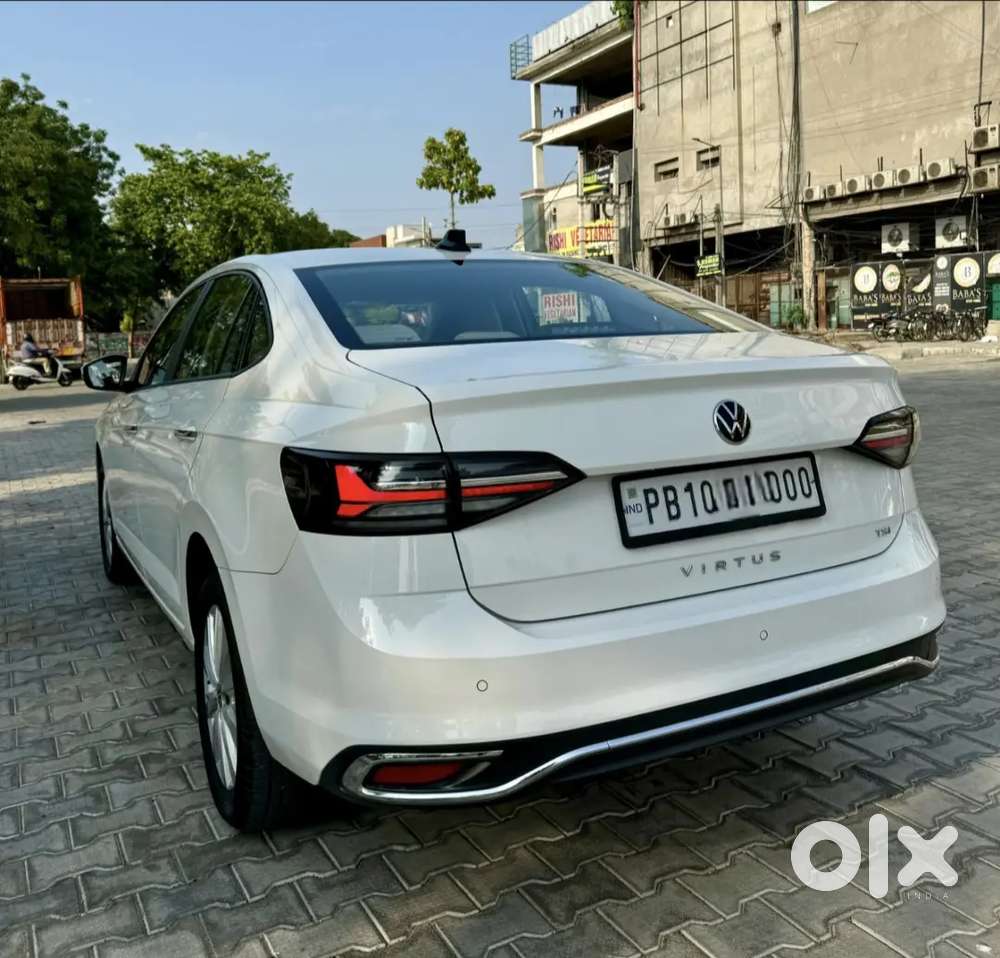 Virtus 1.0 Tsi 2022 Highline 9500kms Only 1st Owner Pb10