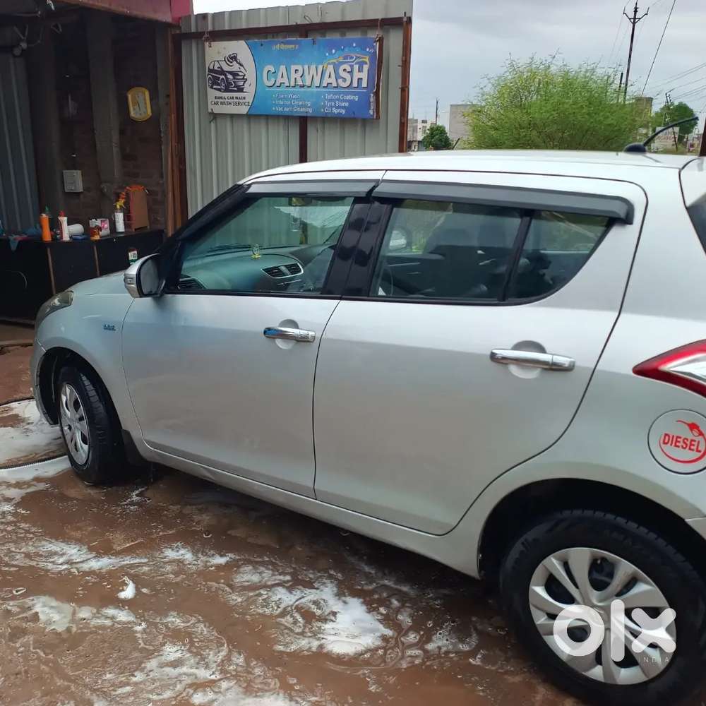 Maruti Suzuki Swift 2015 Diesel 93000 Km Driven