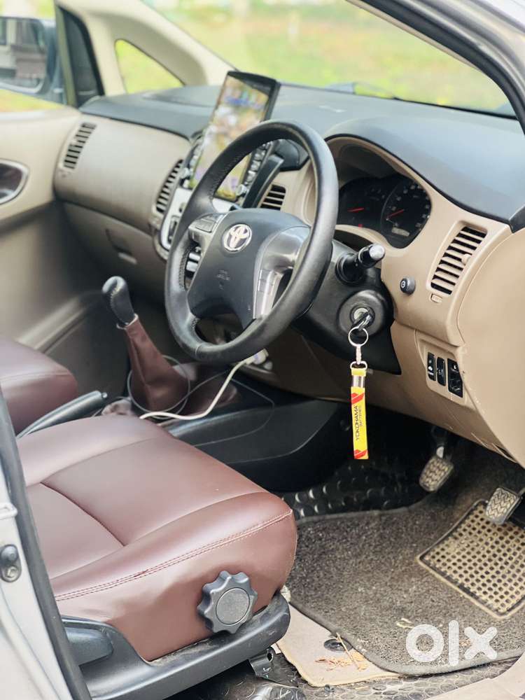 Toyota Innova 2.5 V 7 Str, 2015, Diesel