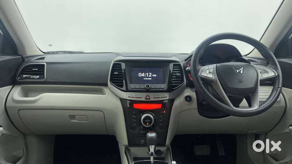 Mahindra Xuv300 W8 (o) 1.5 Diesel Amt, 2023, Diesel
