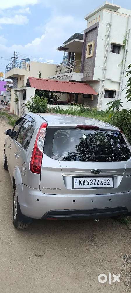 Ford Figo 1.2 Petrol 2012