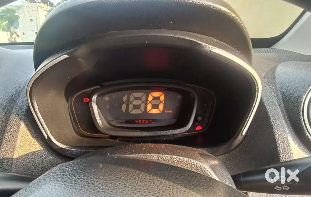 Kwid New Condition New Insurance New Tayer Child Ac Fainece Available