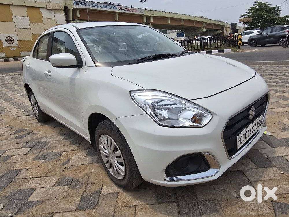 Maruti Suzuki Swift Dzire 1.3 Vxi, 2023, Petrol