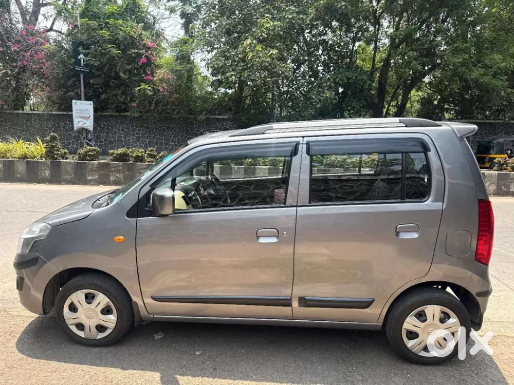 Maruti Suzuki Wagon R 1.0 Vxi Amt, 2018, Petrol
