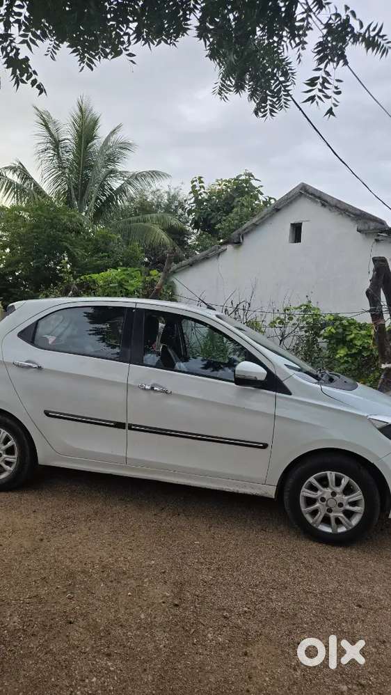 Tata Tiago 2016