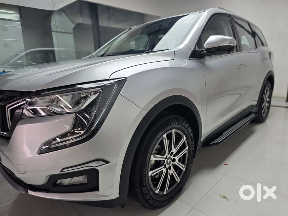 Mahindra Xuv700 2.2 Ax 7 Diesel At Luxury Pack Str Awd, 2023, Diesel