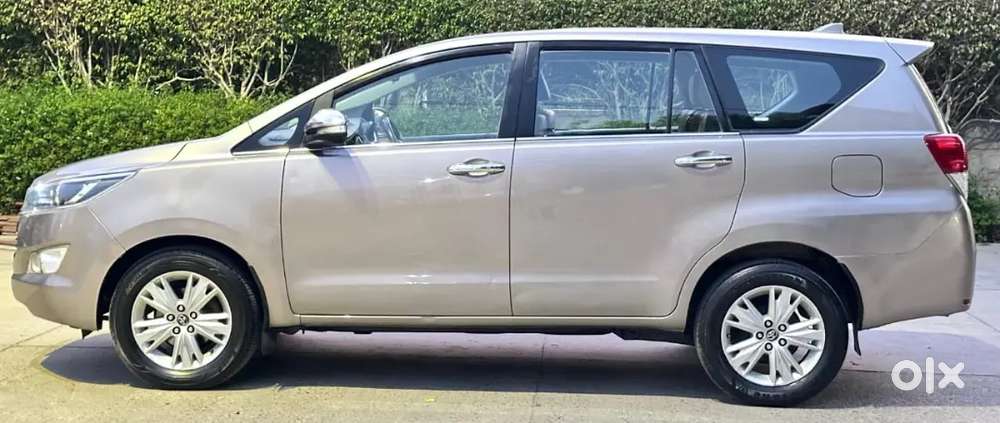 2016 Model Toyota Innova Crysta 2.8z Automatic Single Owner 68,000 Km