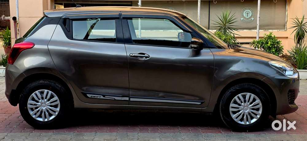 Maruti Suzuki Swift 2018 Amt Vxi, 2021, Petrol