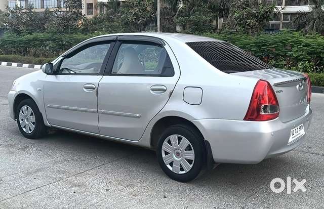 Toyota Etios 2010-2012 G, 2011, Petrol