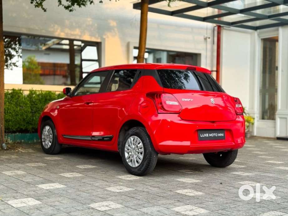 Maruti Suzuki Swift 1.2 Lxi (o), 2020, Petrol