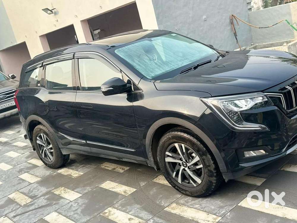 Mahindra Xuv700 2024 Petrol 10000 Km Driven