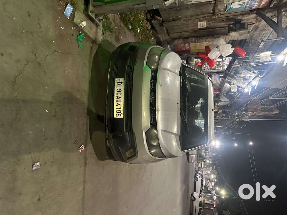 Top Model 6 Seater Suv