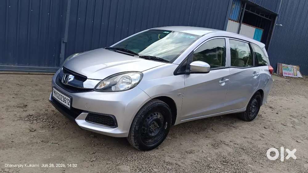 Honda Mobilio S I-vtec  Petrol + Cng  1.26 L Km  Insurance Valid