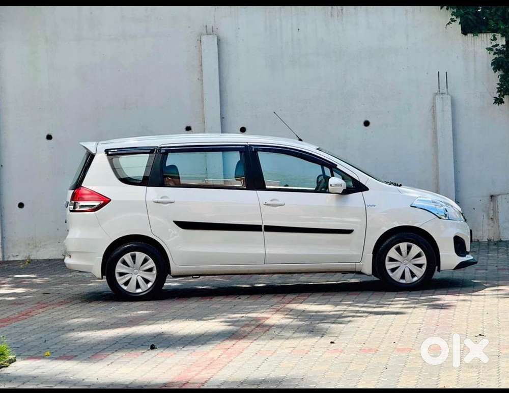 Maruti Suzuki Ertiga Petrol 30300 Km Driven