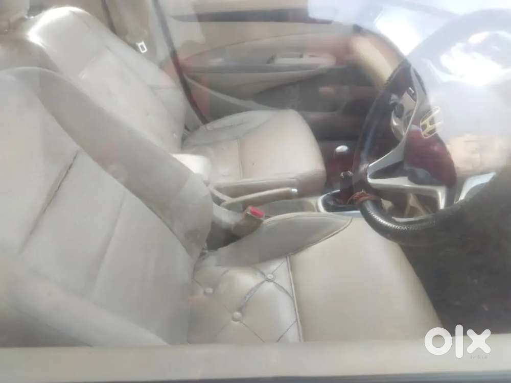 Hyundai Accent Gl 2010