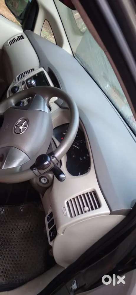 Toyota Innova 2014 Diesel 119000 Km Driven