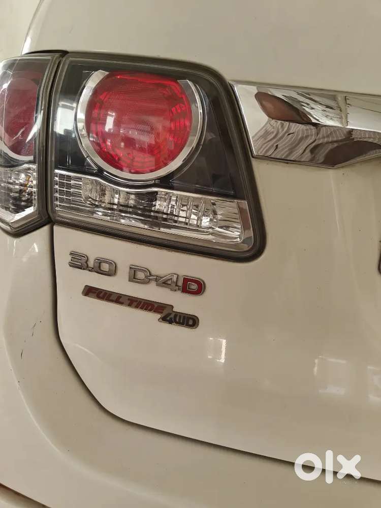 Toyota Fortuner 4*4 At 2015 Diesel Well Maintained With Company Record