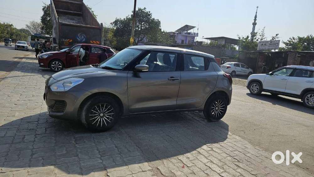 Maruti Suzuki Swift 1.2 Vxi (o), 2020, Petrol